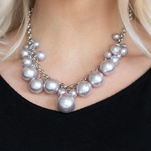 Silver necklace/earrings paparazzi
